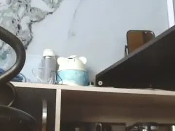 Alixlong  live sex cam