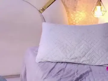 Celestte_sm  live sex cam