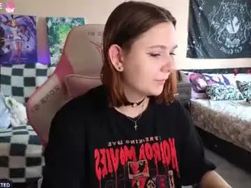 Chloe_cherrys  live sex cam