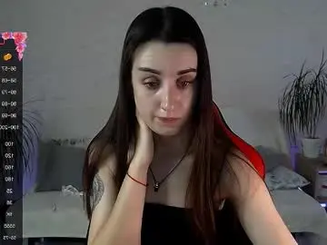Emilylayer  live sex cam