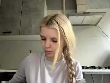 Francoisebardeen  live sex cam
