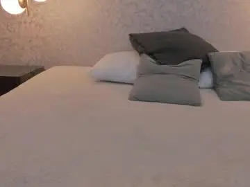 Iskra_angels  live sex cam