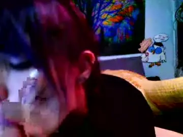 Kittyspuurrfectbkdoor  live sex cam