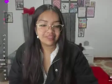 Lauu7  live sex cam