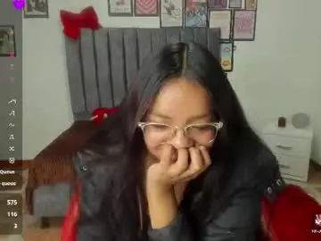 Lauu7  live sex cam