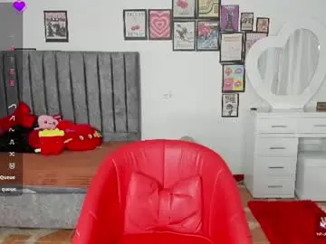 Lauu7  live sex cam