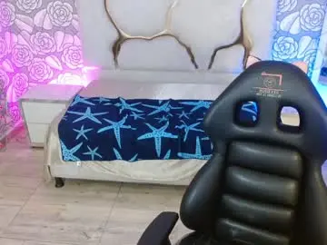 Luna_1tay  live sex cam