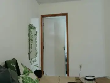 Mamakeemodel  live sex cam