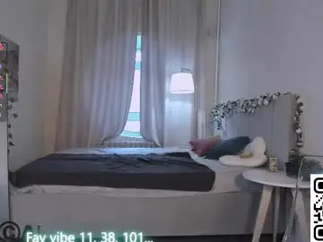 Milf_tea  live sex cam