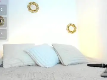Mystic_carito  live sex cam