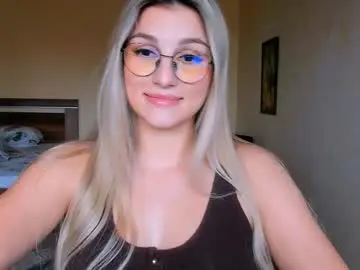 Sunsetwithava  live sex cam