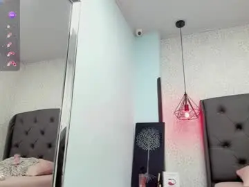 Suzetmonaco  live sex cam