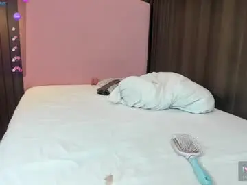 Suzetmonaco  live sex cam