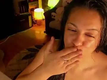 Xlaracroftx  live sex cam