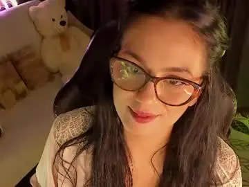 Xlaracroftx  live sex cam