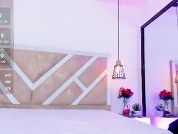 Ziamiller  live sex cam
