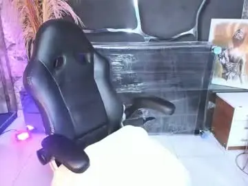 Amber_storm19  live sex cam