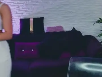 Blondiexstar  live sex cam