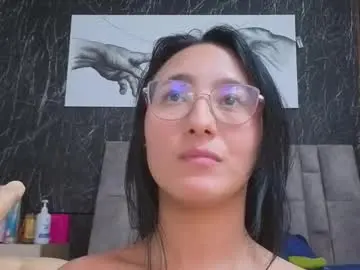 Emily_vermont  live sex cam