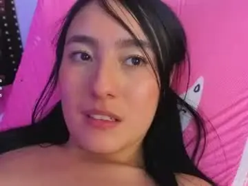 Emily_vermont  live sex cam