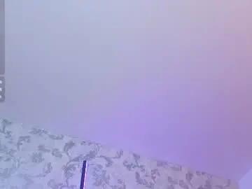 Emily_vermont  live sex cam