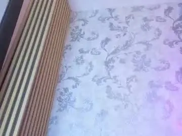 Emily_vermont  live sex cam