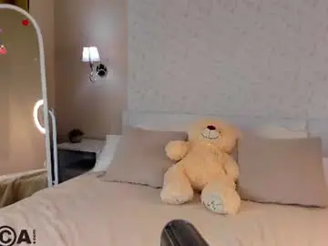 Enigmatic_ella  live sex cam