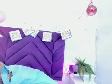 Kaylachannell  live sex cam