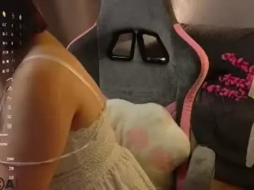 Kittyliikk  live sex cam