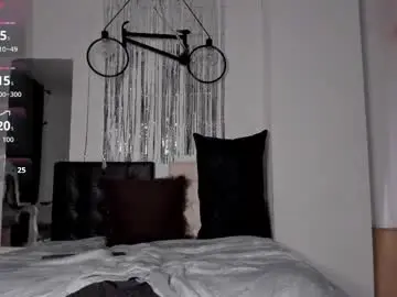 Leidytoro  live sex cam