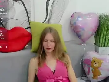 Mirandanelsson  live sex cam