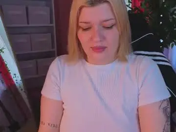 Polly__mayer  live sex cam