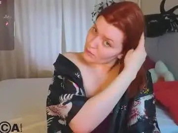 Polly__mayer  live sex cam