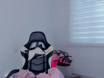 Savannahwildee  live sex cam