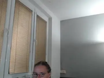 Sweetboobs85h  live sex cam