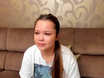 Yualles  live sex cam