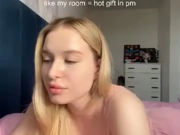 Caroylnspuhler  live sex cam