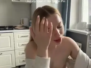 Caroylnspuhler  live sex cam
