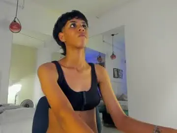 Dayis118  live sex cam