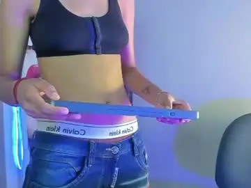 Dayis118  live sex cam