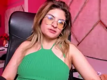 Emili_rouse_  live sex cam