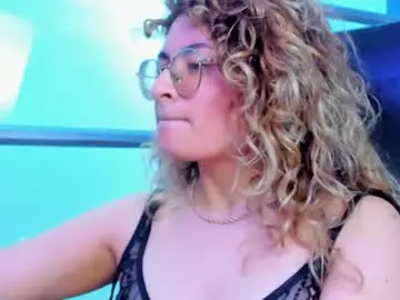 Emili_rouse_  live sex cam