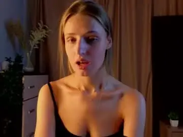 Fayelivingston  live sex cam