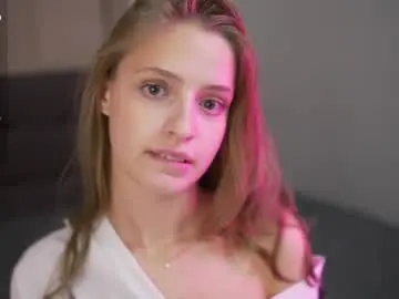 Fayelivingston  live sex cam