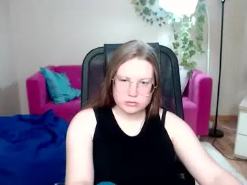 Hotgranny699  live sex cam