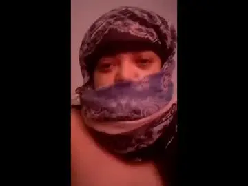 Jadeinthegarden  live sex cam