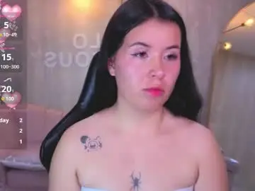 Kylia_a  live sex cam