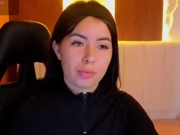 Kylia_a  live sex cam