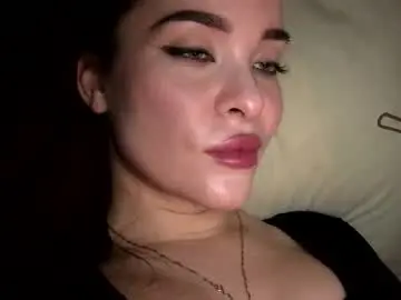 Magggg658318  live sex cam