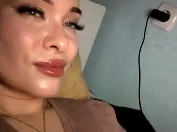 Magggg658318  live sex cam